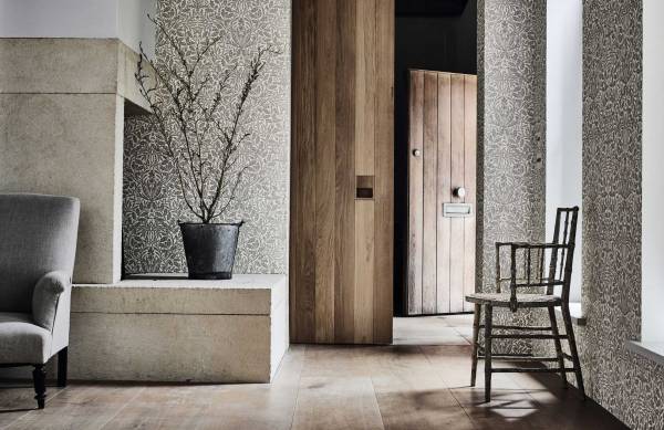 2-morris-pure-wallpaper-acorn-detail-living-space-plant-grey-metallic-white-natural